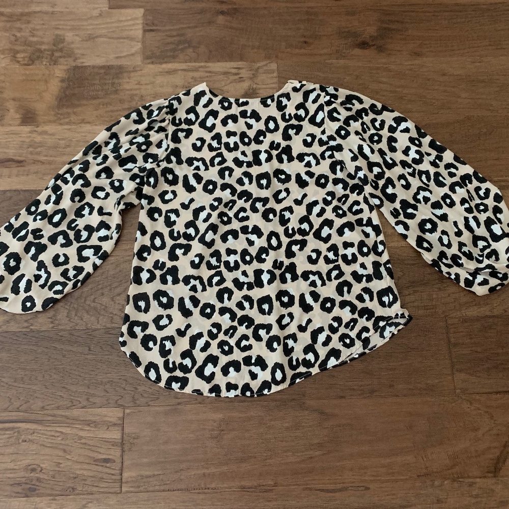 Adrienne Tan Black White Animal Print V-Neck Long Sleeve Career Top Blouse - Picture 5 of 10